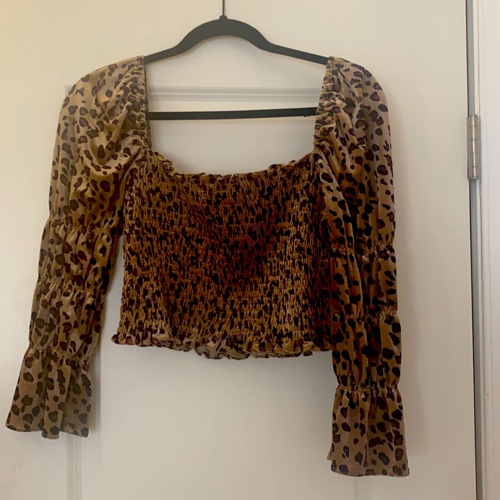 Storia cheetah print blouse size medium